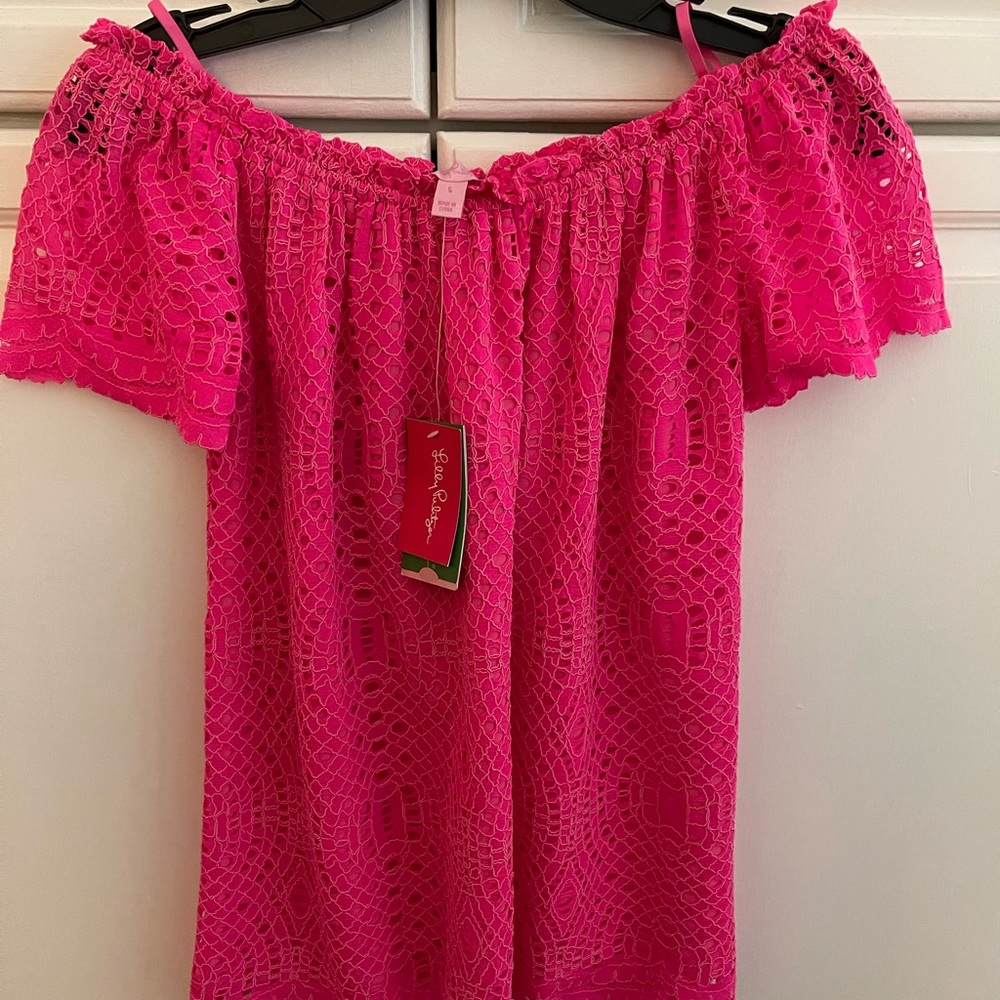Lilly Pulitzer Marble lace top kit royals pink. Off the shoulder. NWT size small